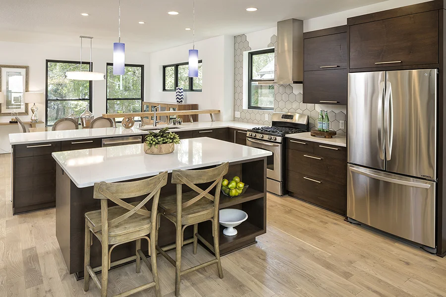 Full kitchen & bathroom renovations 